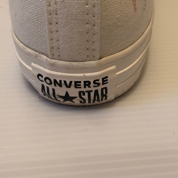 Converse ladies high top sneakers cream 7 size - Picture 2 of 8